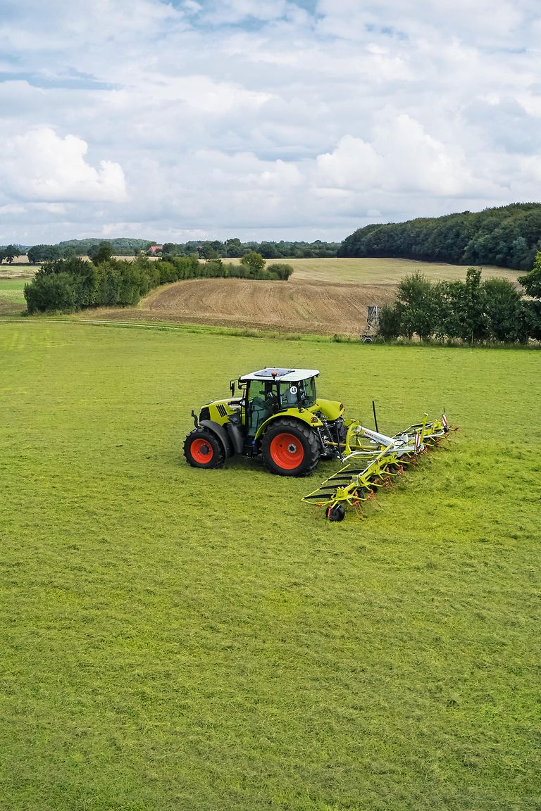 VOLTO mounted tedders | CLAAS